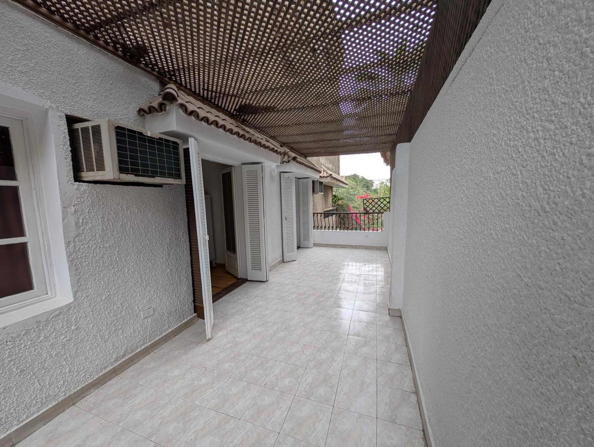 35 Apartment *