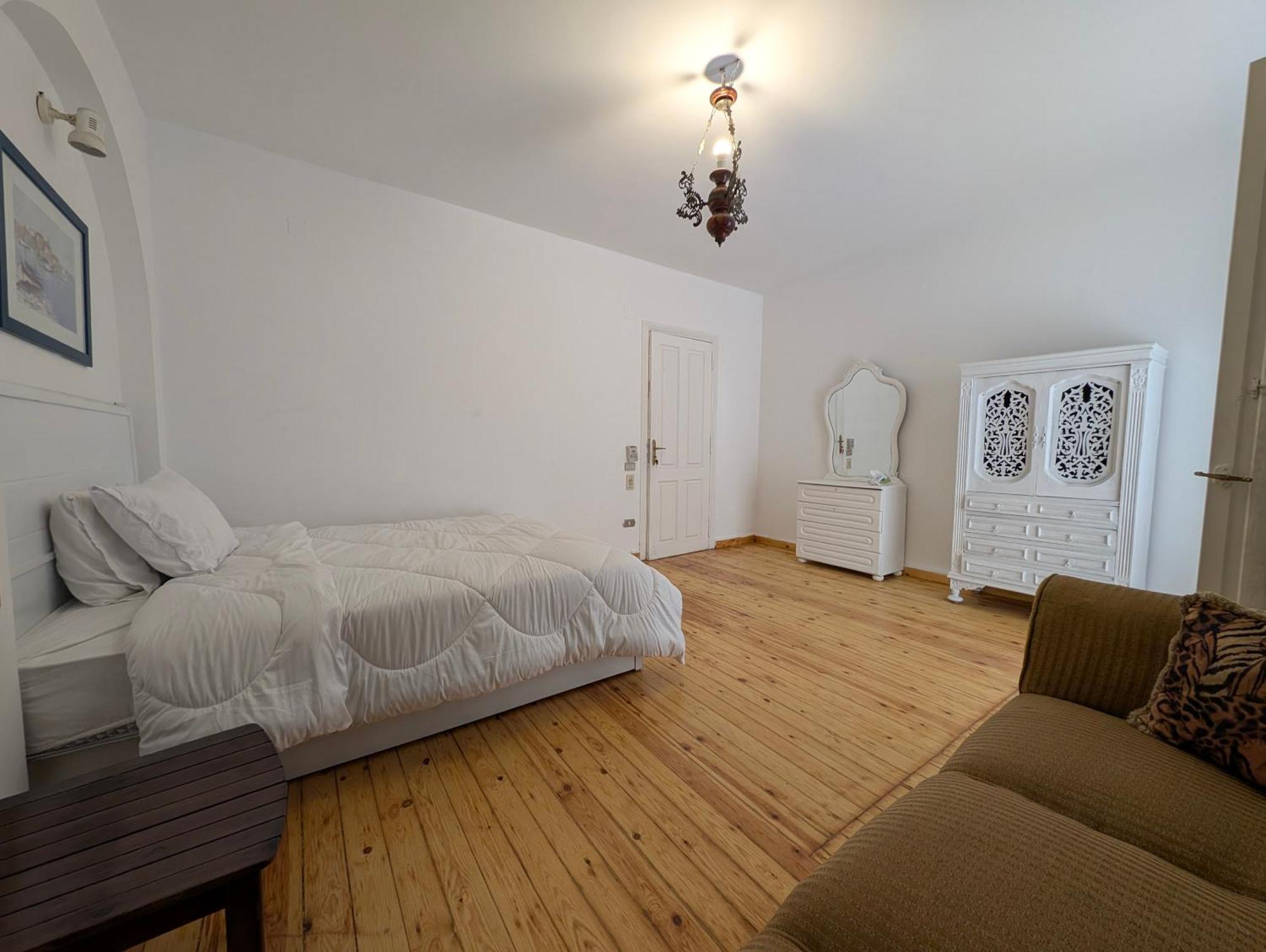 Apartment 35 *