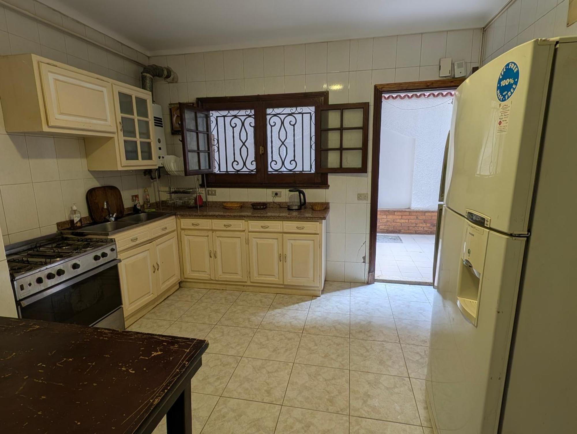 Apartment 35